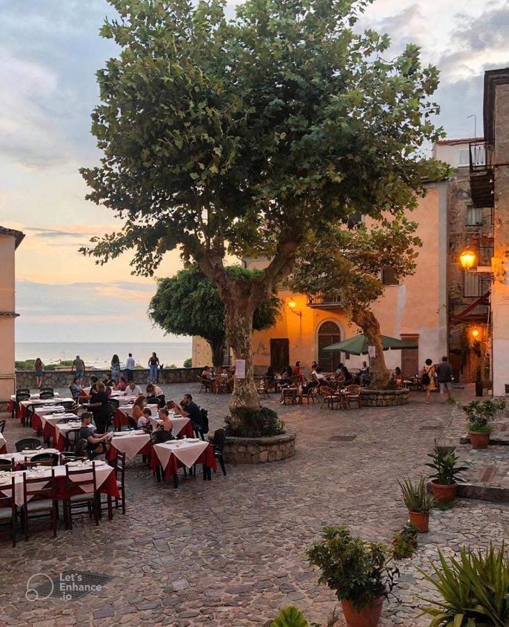 Il Cielo In Una Stanza Scalea Buitenkant foto